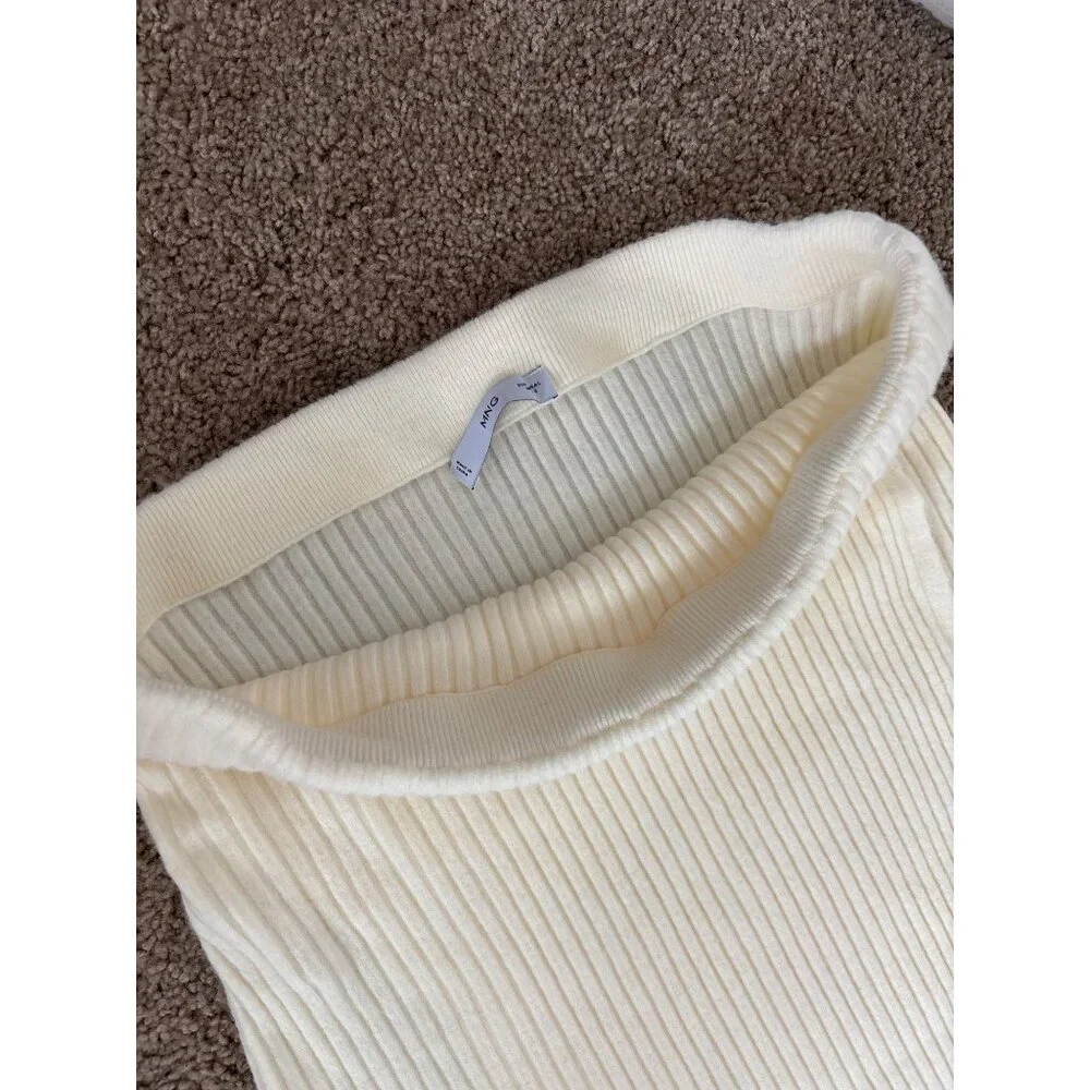 MNG White Ribbed Knit Midi Skirt, never worn, Size L